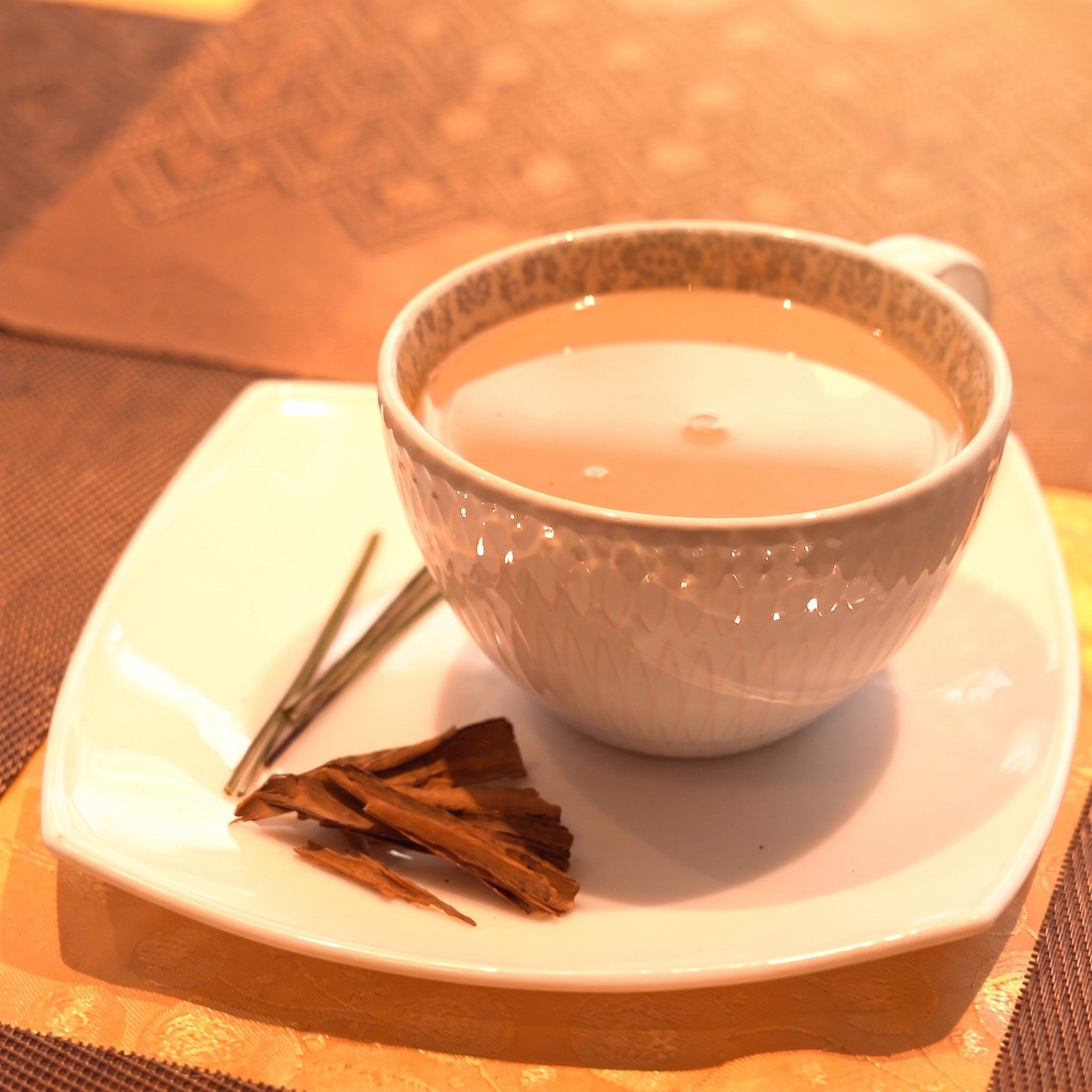 Taza de café con canela
